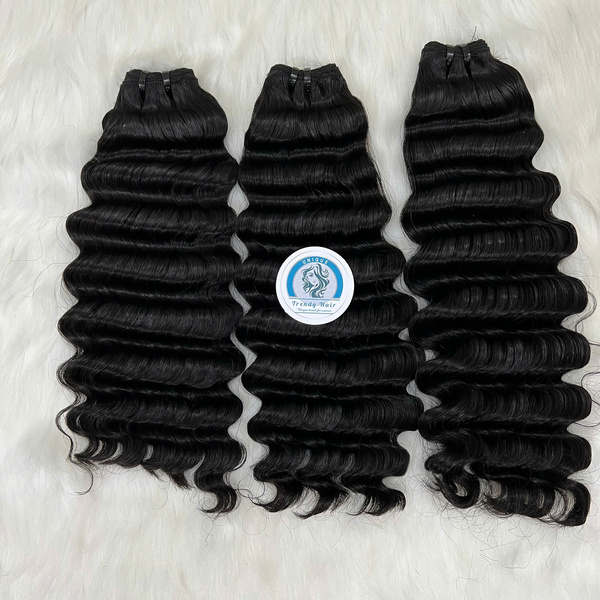 Deep Wavy Bundles 16''18''20'' Color Black Deep Wavy Bundles 16''18''20'' Color Black